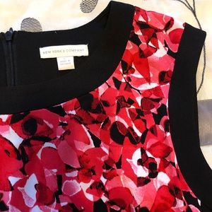 Gorgeous Floral Midi Dress—EUC
